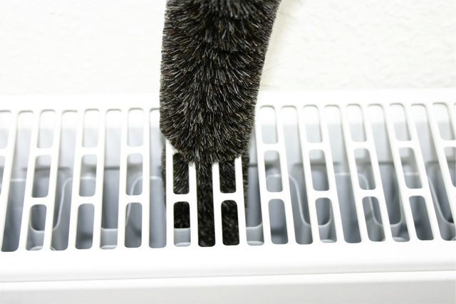 Perie pentru curatat calorifere, din par de capra