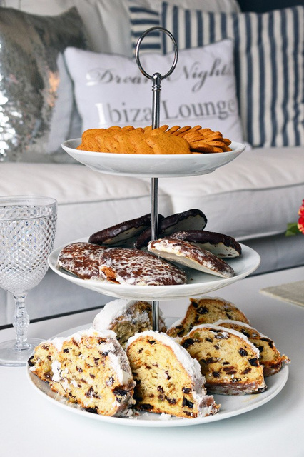 Platou rotund pentru prăjituri, torturi, fructe - 3 niveluri, ceramică