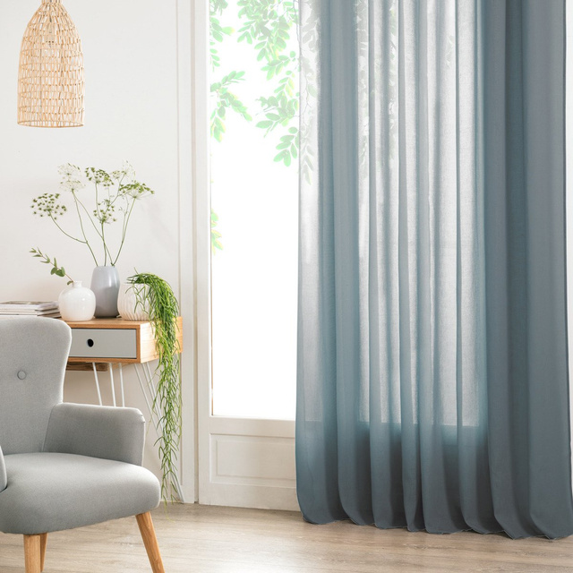 Perdeaua pentru living, 140 x 240 cm