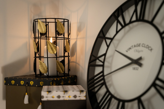 Suporturi din metal cu frunze decorative, 2 buc