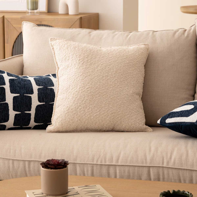Perna decorativa SOANA boucle, 45 x 45 cm