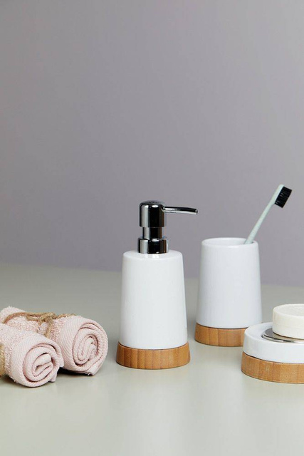 Recipient pentru perie BAMBOO + perie WC, WENKO