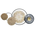 Decoratiune de perete metalica, ajurata, elemente din lemn, 96 x 48,5 cm