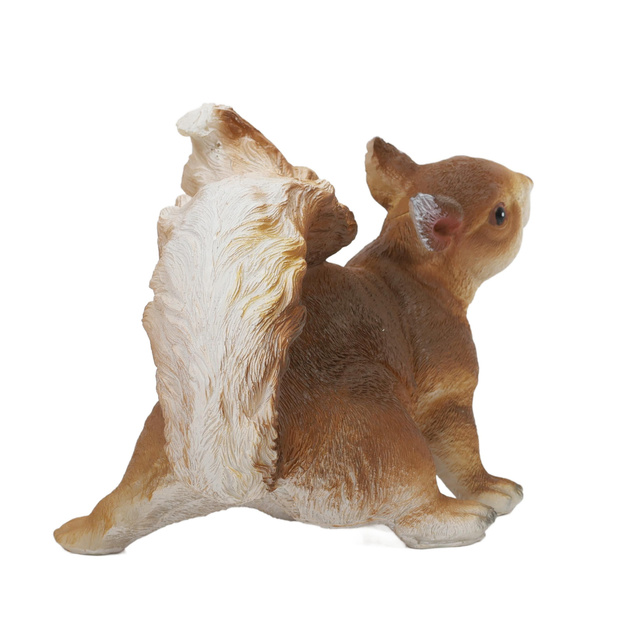 Figurină de grădină a unei veverițe