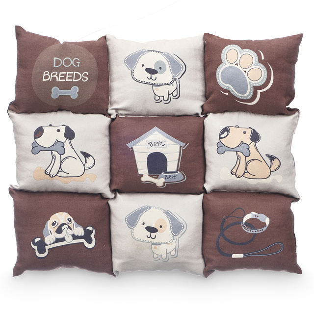 Pat pentru caini, cu fund antiderapant, 55 x 45 cm