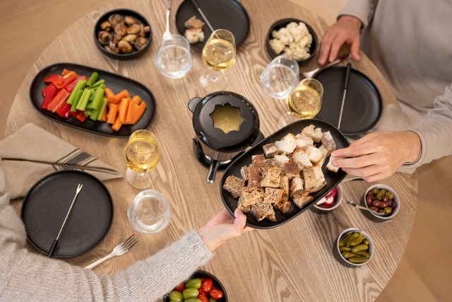 Farfurii ovale cu marginea superioara, 32,5 cm, ROBUSTE