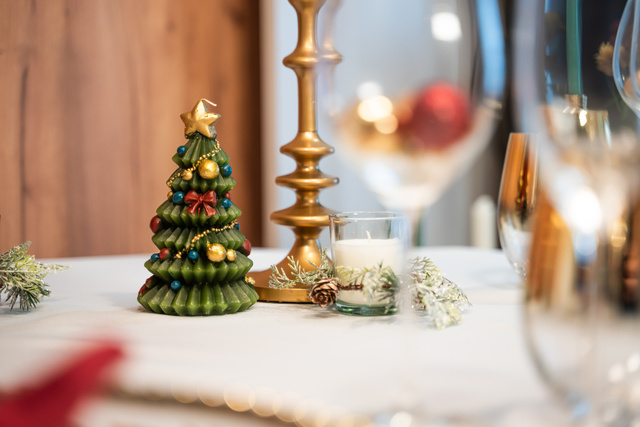 Coronita de Crăciun cu lumânare, 270 g