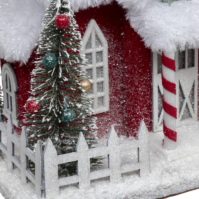 Figurina decorativa Casa lui Mos Craciun, 24 x 18,5 cm