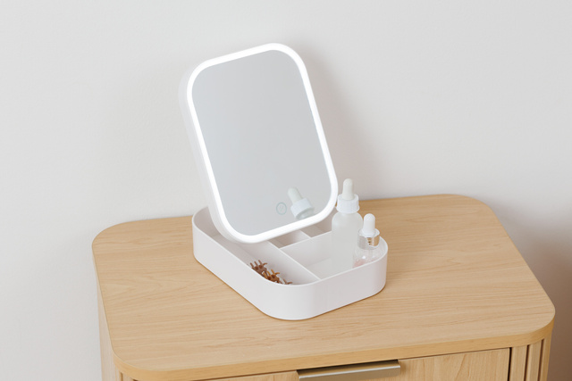 Oglindă cosmetică LED 2 în 1 LUMI cutie, 19,8 x 15 x 6 cm