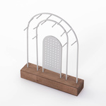 Suport de bijuterii metalic, baza din lemn, 18 x 4,5 cm