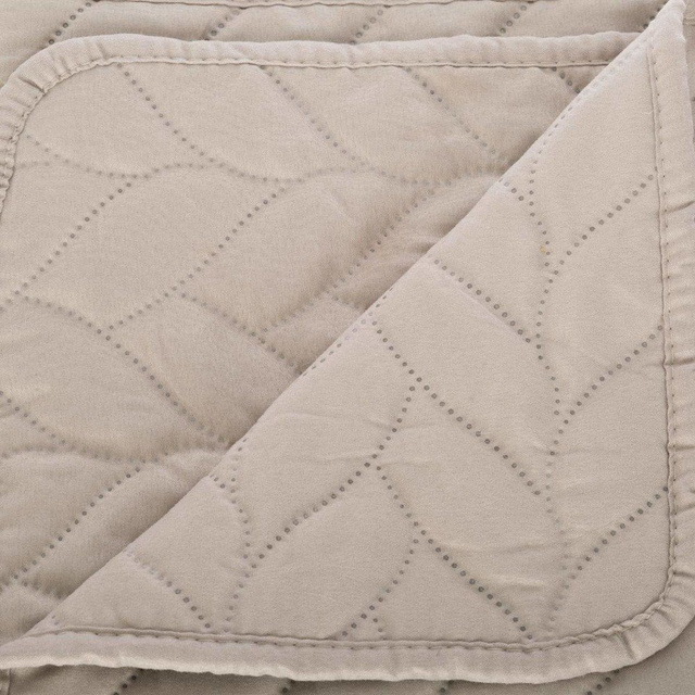 Cuvertura de pat 240 x 260 cm + 2 perne 60 x 60 cm