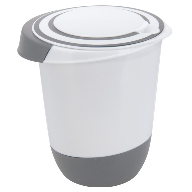 Recipient pentru aluat cu capac