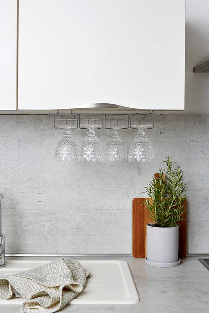 Suport de bucătărie pentru pahare - poate găzdui până la 12 bucăți, WENKO