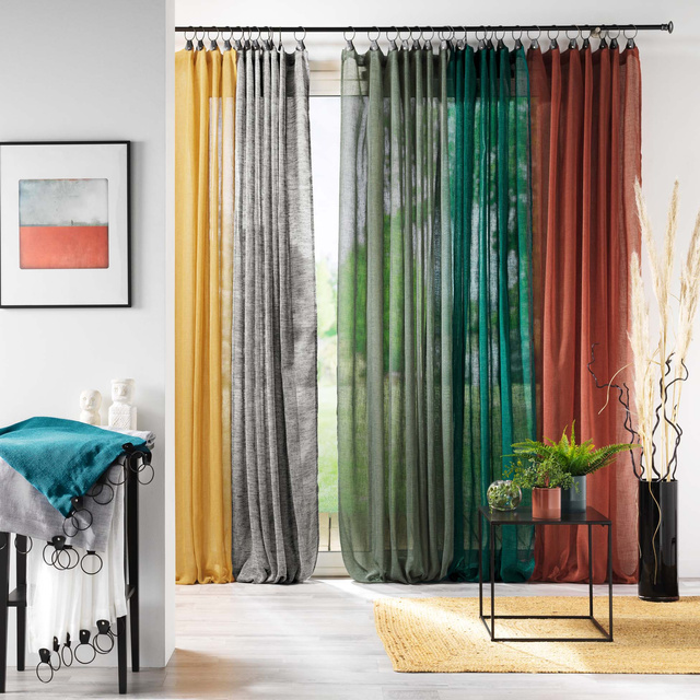 Perdea din plasă LINKA cu ochiuri metalice, 140 x 240 cm