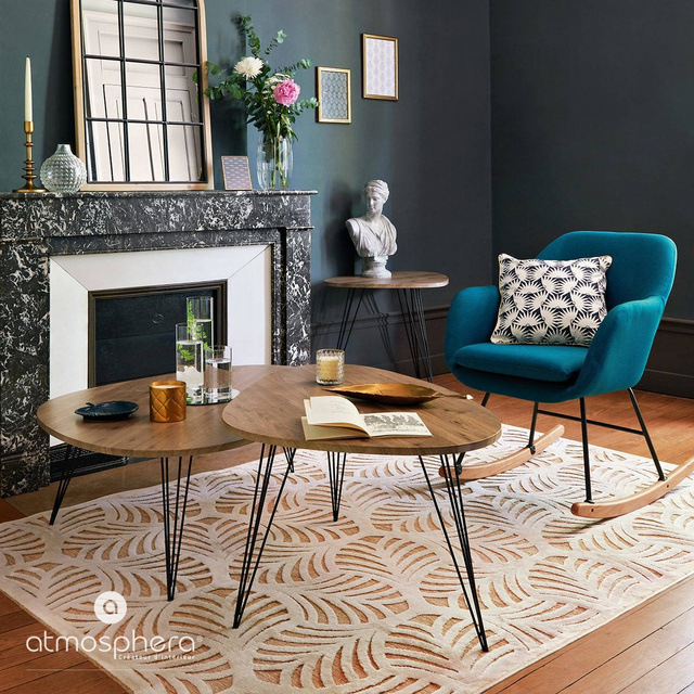 Masuta de cafea cu efect de lemn pe picioare metalice, Atmosphera