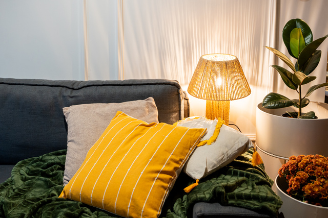 Perna decorativa LINECHIC, bumbac reciclat, 45 x 45 cm