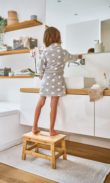 Taburet din bambus, 38,5 x 26 x 25 cm