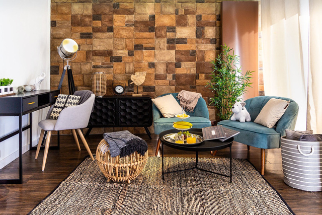 Lampă cu 3 picioare, înălțime 152 cm, neagră