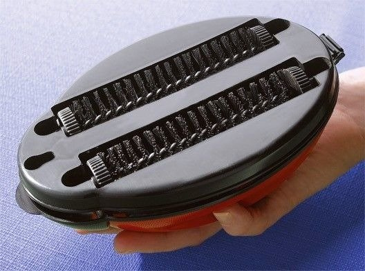 Aspirator manual pentru firimituri, LADYBIRD