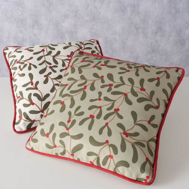 Pernă decorativă cu dantelă și model de vâsc MISTLETOE, 45 x 45 cm