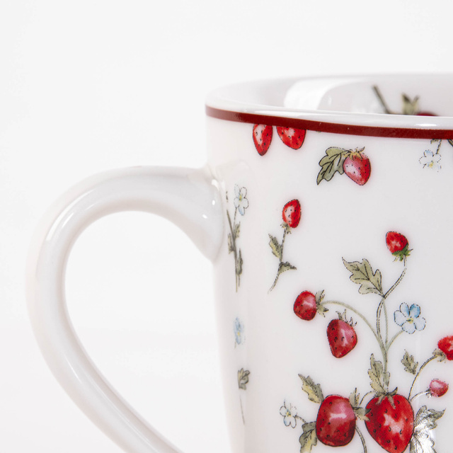 Cana de ceai model cu capsuni Emily, 250 ml