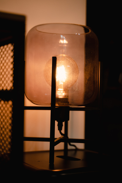 Lampa de masa ROB din sticla fumurie, 34 cm