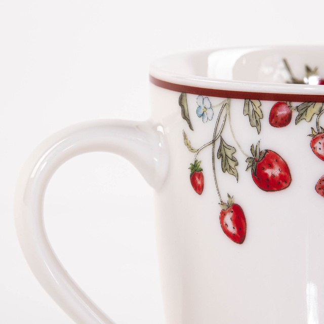 Cana de ceai model cu capsuni Emily, 250 ml