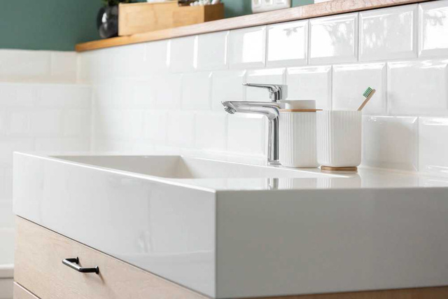 Dispenser pentru sdapun lichid ROTELLO, WENKO