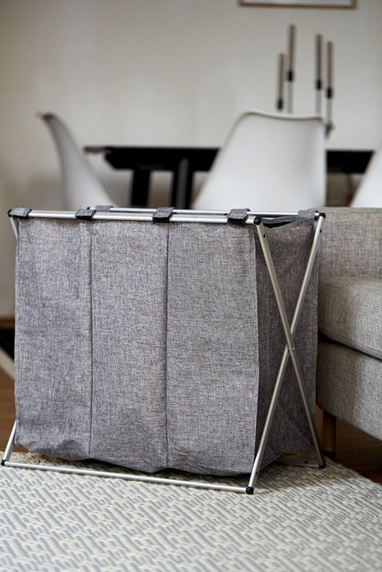 Coș pentru rufe textile Trio cu cadru din oțel, cos pliabil cu trei secțiuni - 130 l, 59 x 57 x 38 cm, WENKO