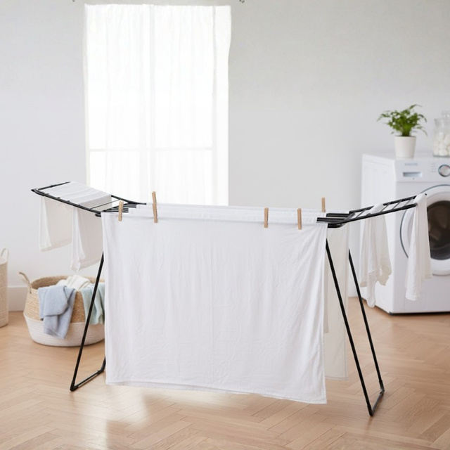 Uscător telescopic pentru rufe cu brațe extensibile, 200-260 cm, SVARTO