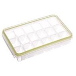 Recipient pentru cuburi de gheață, cu închidere prin clic