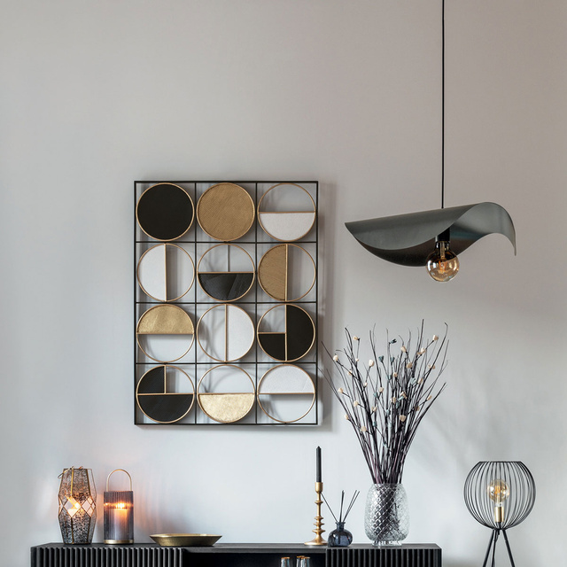 Decoratiune de perete geometrica, din metal, 76 x 101 cm