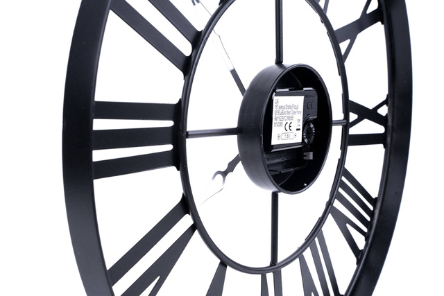 Ceas de perete cu cifre romane, Ø 37 cm, culoare neagră