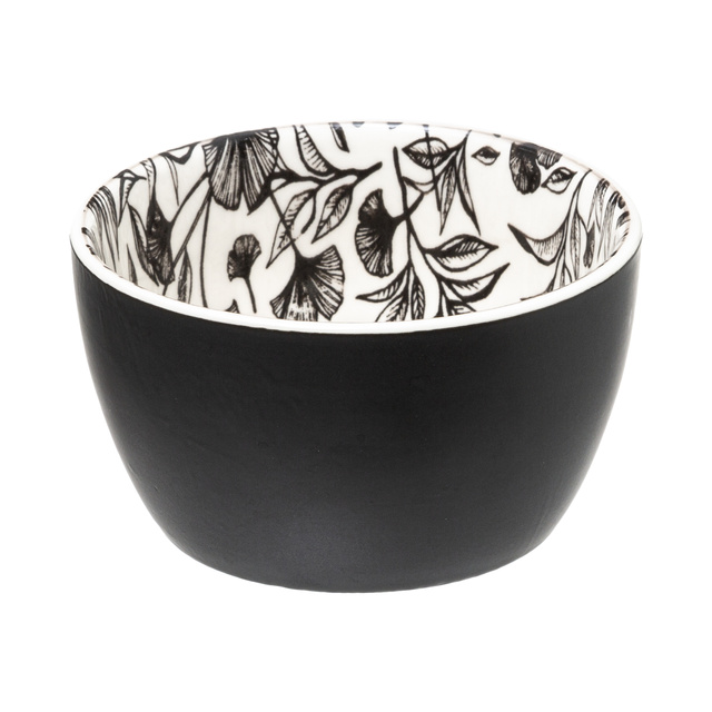 Boluri pentru gustări cu model floral pe tavita