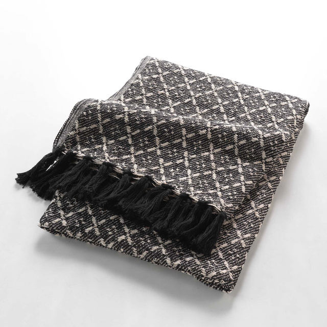 Cuvertura de pat cu ciucuri JANNA, alb si negru, bumbac, 125 x 150 cm