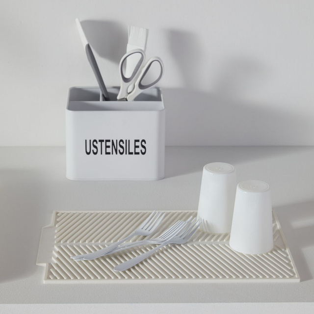 Mata din silicon pentru uscat vase FUNCTION, 39 x 25 cm, albă