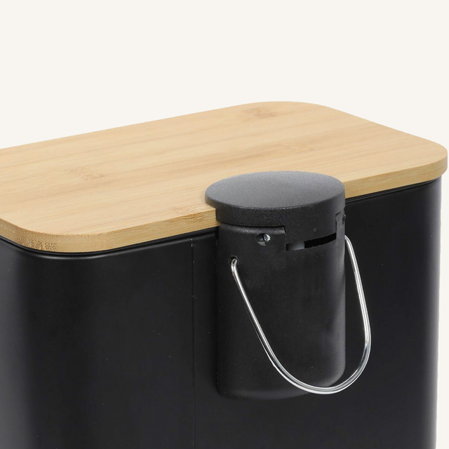 Coș îngust de baie ZETRU, 5 l, cu capac din bambus