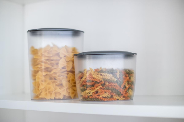 Recipient alimentar, OVAL, 1,4 L, marime M, KOZIOL