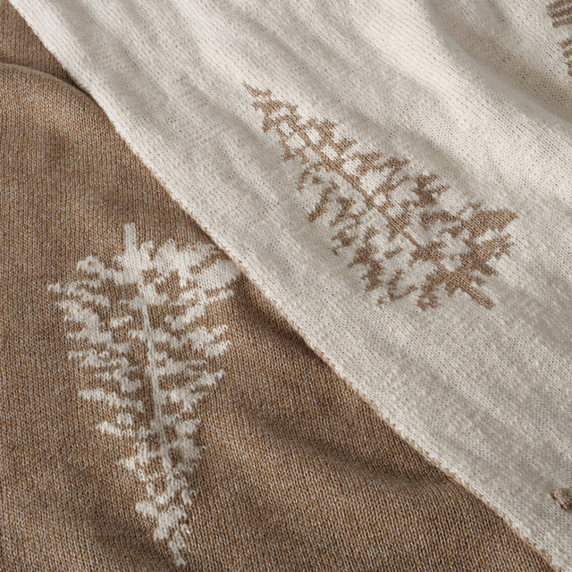 Pătură cu brăduți MARTJE, 170 x 120 cm