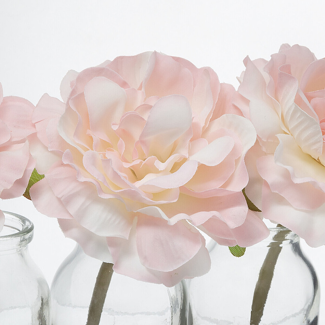 Flori artificiale in vaza de sticla, 3 bucati