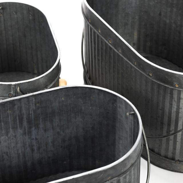 Set cutii de flori metalice, 3 buc in diferite dimensiuni