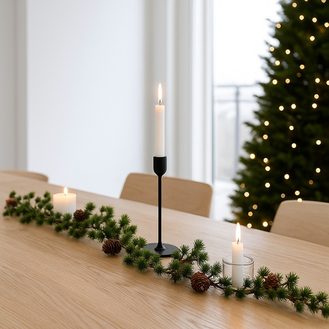 Ghirlandă de Crăciun din pin 180 cm, model 1