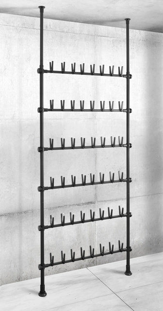 Suport pentru pantofi telescopic HERKULES, negru, inaltime 165 - 300 cm, WENKO