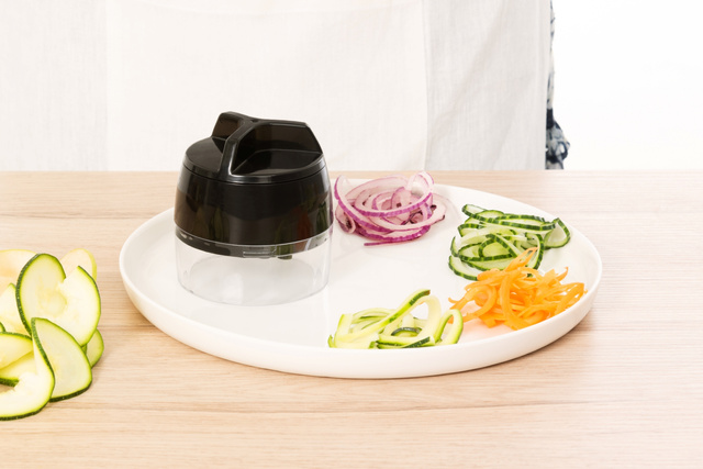 Ascuțitor manual pentru tăietor de legume