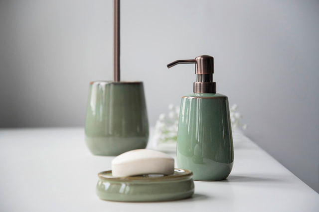 Perie de toaleta SIRMIONE, verde, Wenko