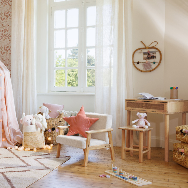 Scăunel pentru copii din lemn WOOD, 27 x 27 x 32 cm