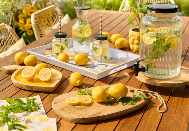 Recipient din sticlă cu robinet KITCHEN ESSENTIALS, 3900 ml