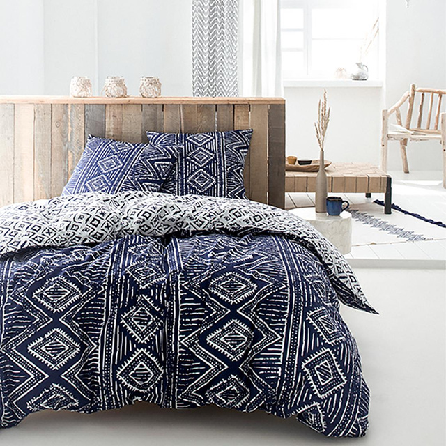 Lenjerie de pat din bumbac Geometry, reversibila, 220 x 240 cm