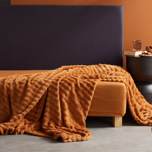 Pătură cu model în relief, 130 x 180 cm, DOUCELIN