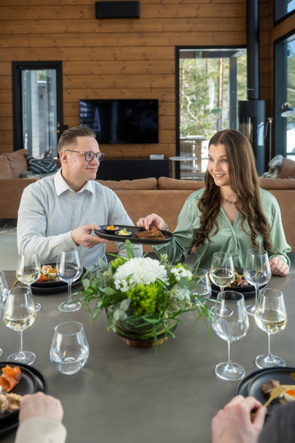 Farfurii ovale cu marginea superioara, 32,5 cm, ROBUSTE